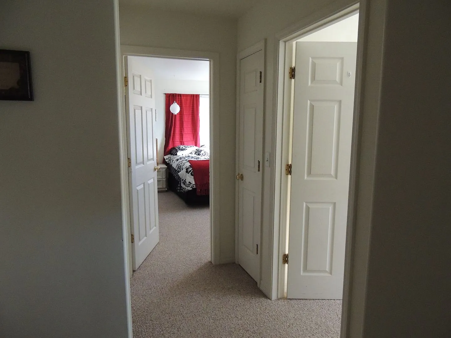 3301 Laredo B — Photo 2