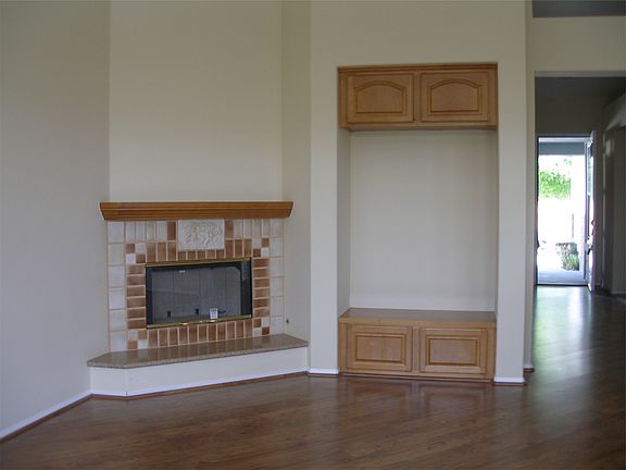 4th image of 5419 Orange Grove Ave
