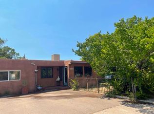 1101 Avenida Codorniz, Santa Fe, NM 87507