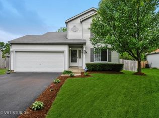 990 N Commonwealth Ave, Aurora, IL 60506