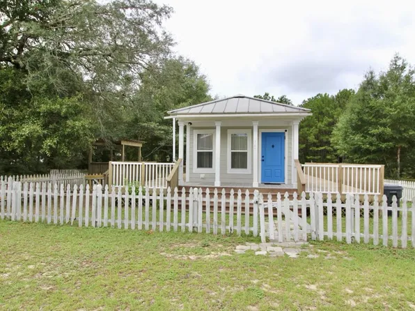 147 Caswell Branch Rd, Freeport, FL 32439