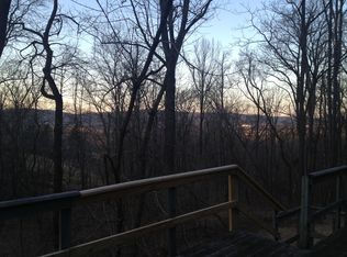 5031 Applebutter Hill Rd, Center Valley, PA 18034