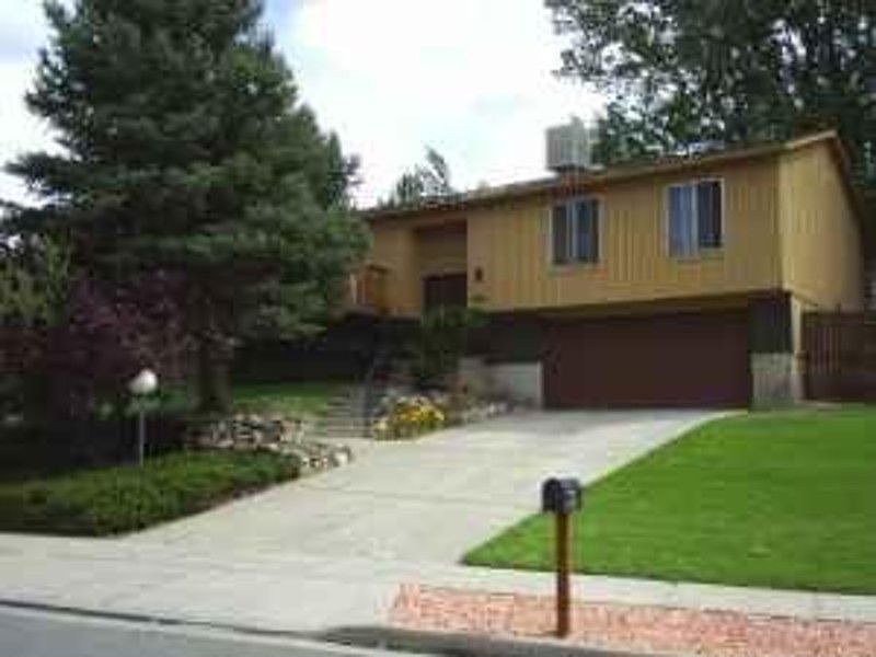 1st image of 10871 S Pleasant Hill Dr