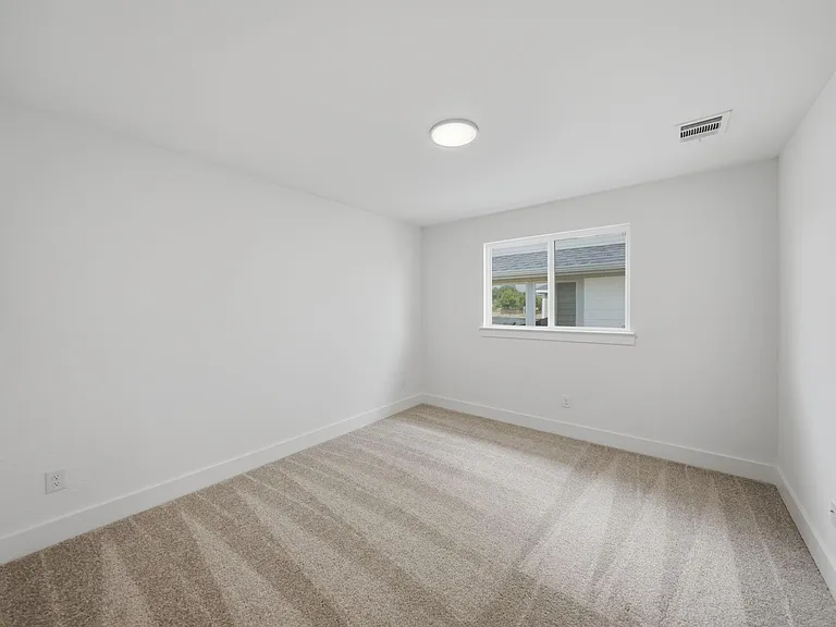 328 Chestnut St — Photo 19