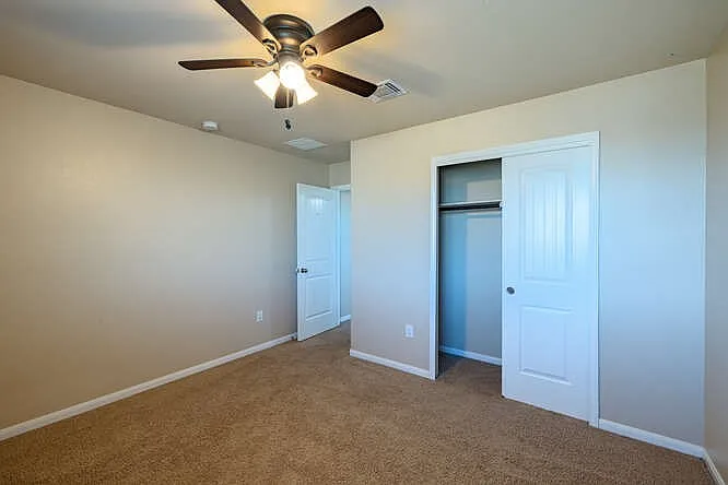 402 Zenith Rd — Photo 17