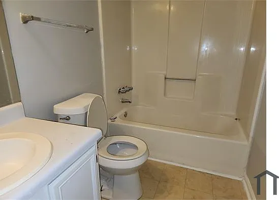723 Joseph E Lowery Blvd — Photo 11