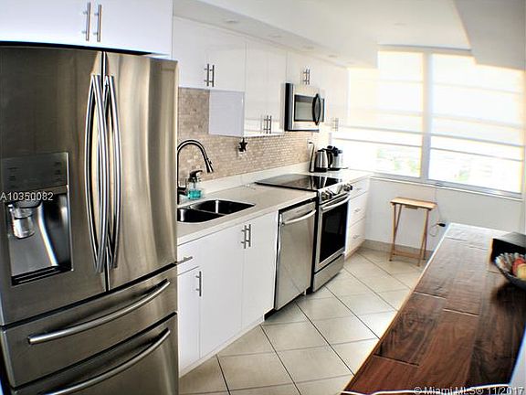 5th image of 18071 Biscayne Blvd APT 1204
