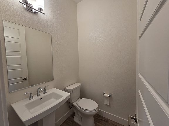 5th image of 2205 Randolph Pl