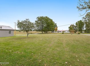 1429 Browntown Rd, Sparta, TN 38583