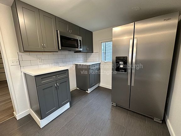 2nd image of 851 Timberland Ave Floor 2