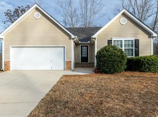 5148 Scenic View Rd, Flowery Branch, GA 30542