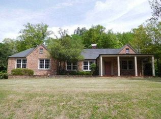 11 Terrace Dr, Helena, AR 72342