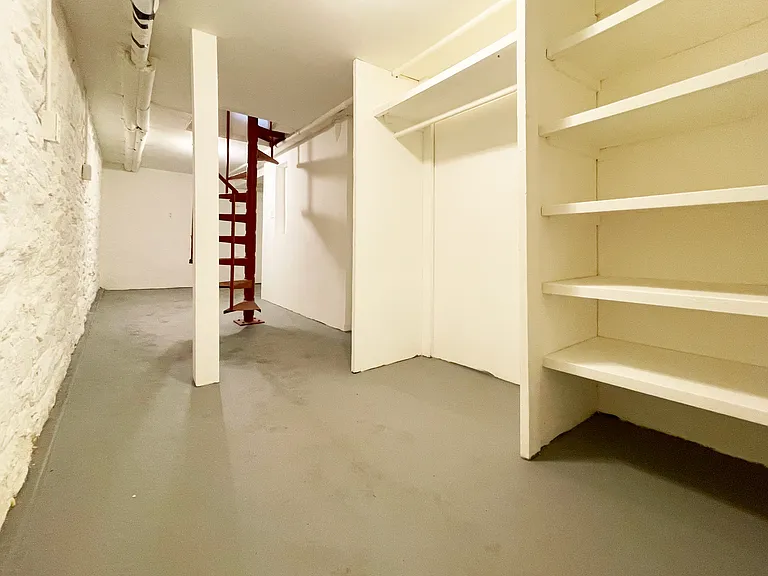 604 Manhattan Ave #1L — Photo 11