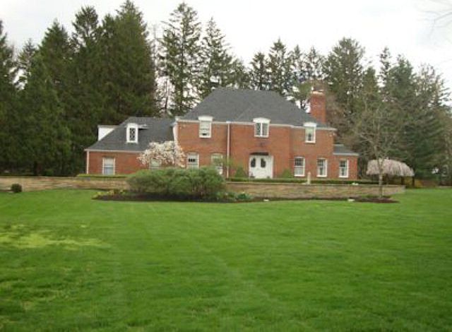 1st image of 1 Belmont Ct