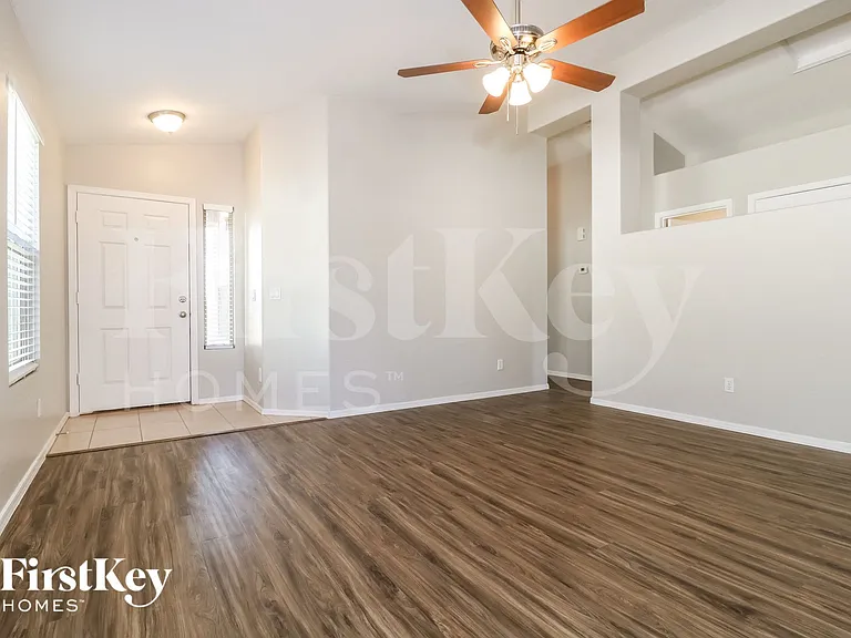 14805 W Redfield Rd — Photo 3