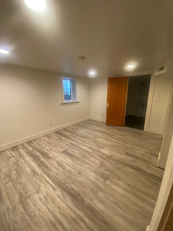4 bed, 3.0 bath, 2854 sqft, $4,400 — Photo 2