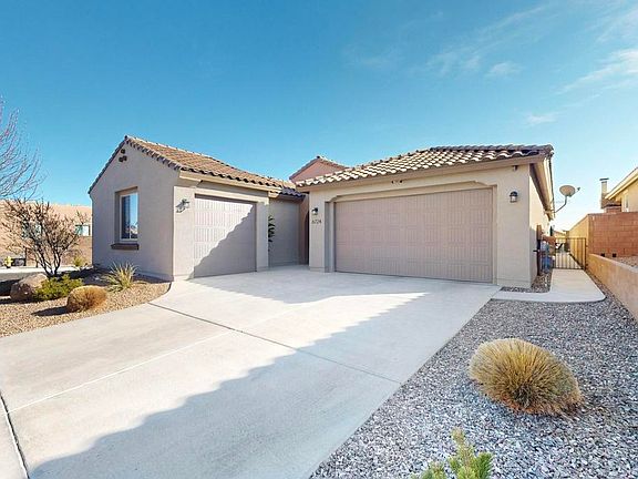 2nd image of 6724 Piedra Aspero St NW