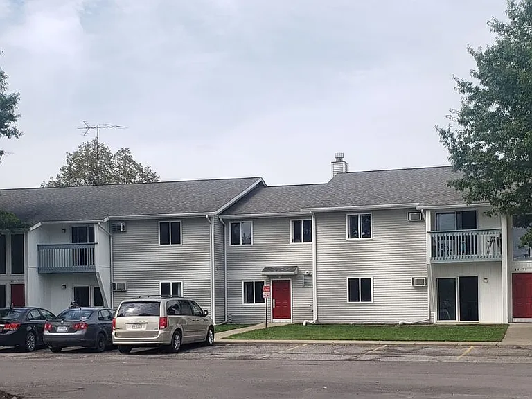 Glen Crest Apartments — Photo 5