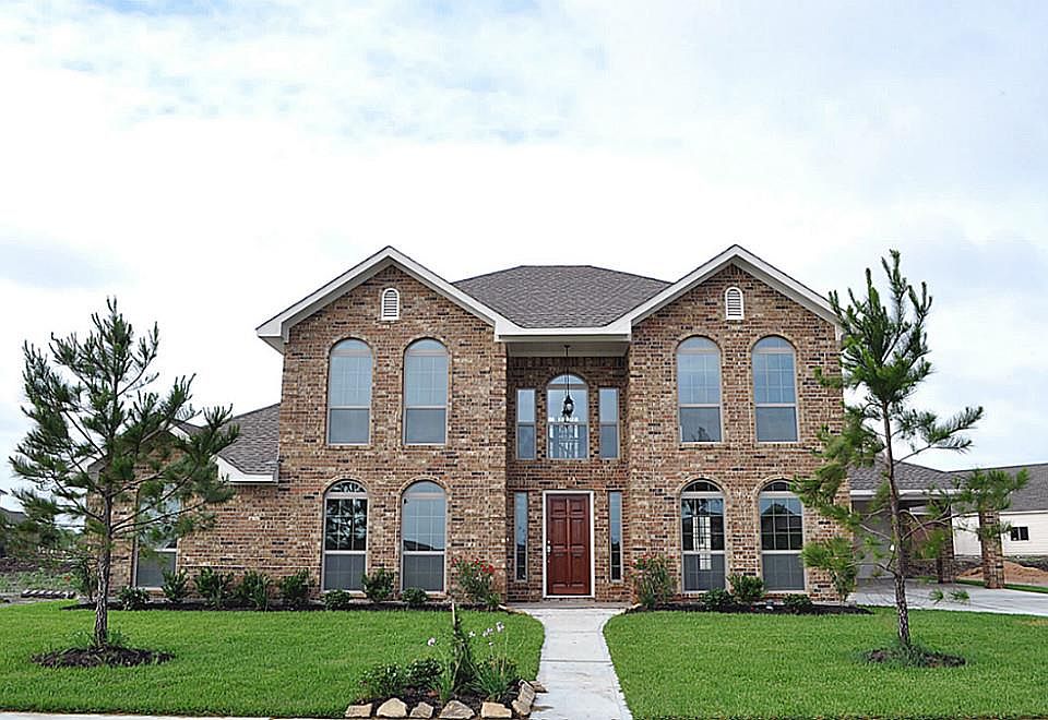 1st image of 6819 Davy Crockett Dr