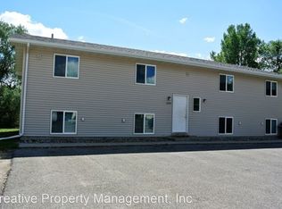1309 Golden Valley Ln APT B, Minot, ND 58703