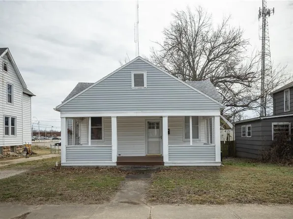 116 W Gay St, Warrensburg, MO 64093