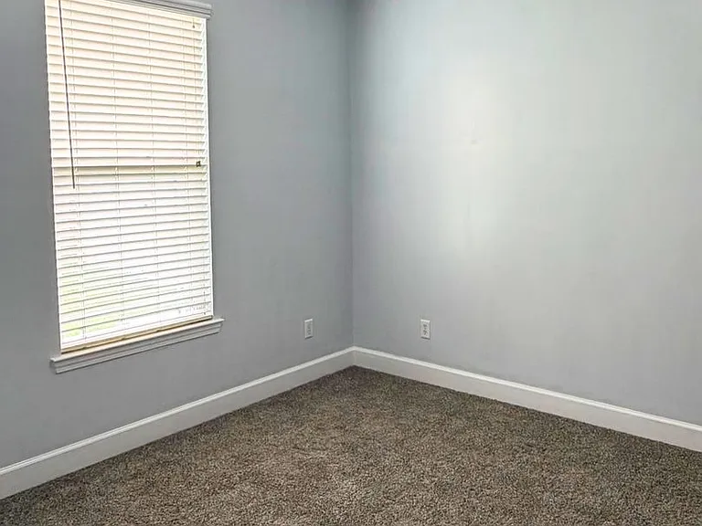 114 Paradise Ct — Photo 23