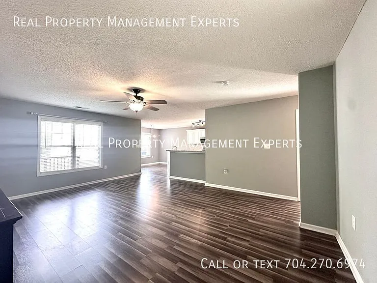 7603 Rolling Meadows Ln — Photo 12