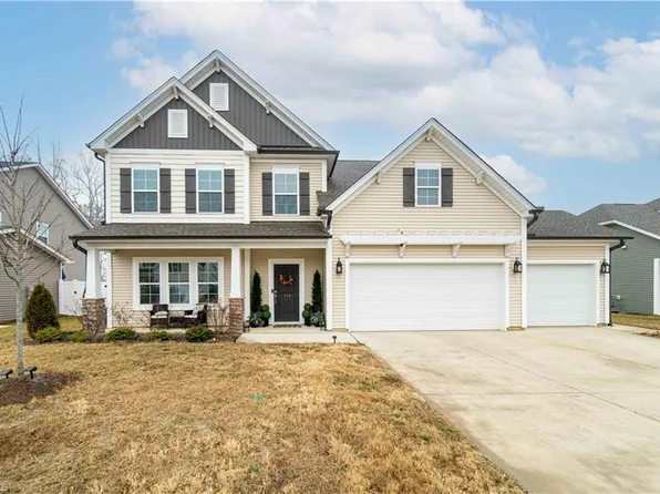 115 Moravian Ct, Advance, NC 27006