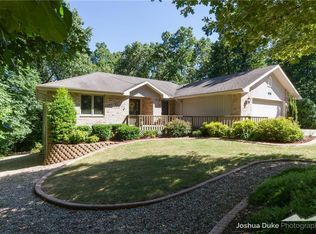 10 Quantock Hills Dr, Bella Vista, AR 72715
