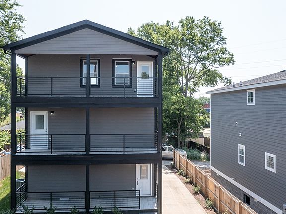 2nd image of 69B Donelson St