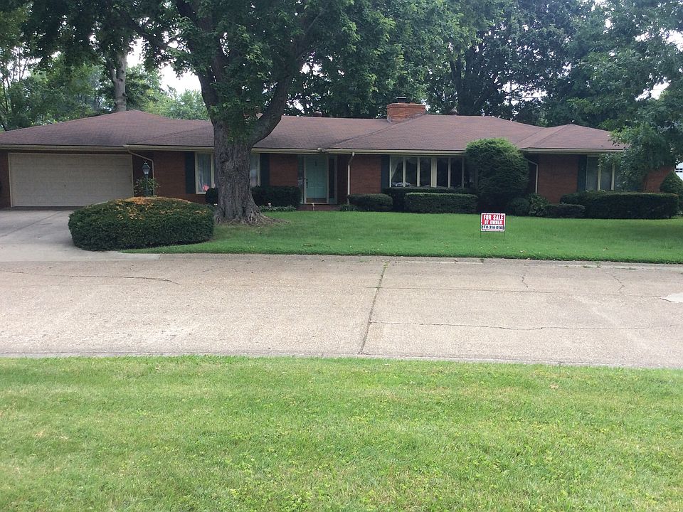 1st image of 2105 N Stratford Dr