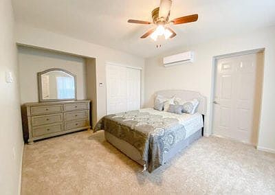4th image of 8-1030 E 29th St #3