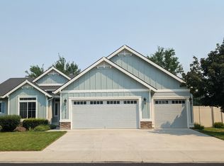 10238 W Snow Wolf Dr, Star, ID 83669