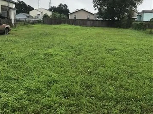 2919 Spain St, New Orleans, LA 70122