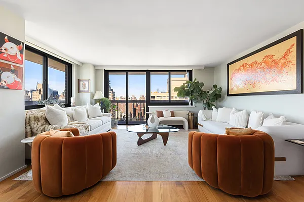 Rented by Douglas Elliman | media 20