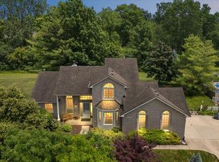 42764 Bloomingdale Dr, Sterling Heights, MI 48314
