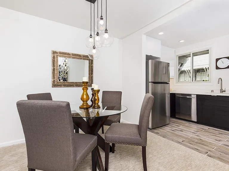 1326 Scott St #C — Photo 3