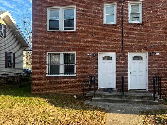 2nd image of 1615 Olive St SE