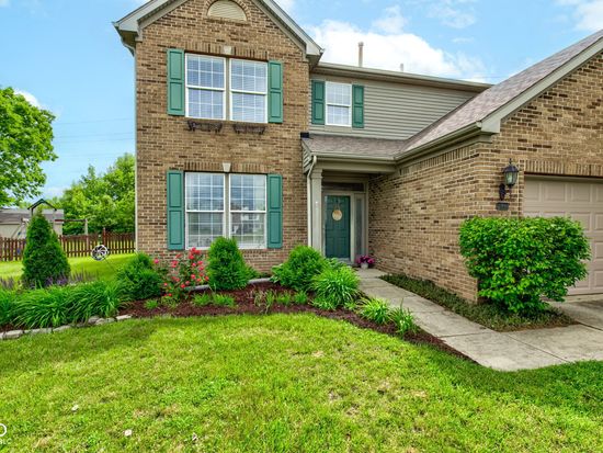 7452 Lace Bark Ct, Avon, IN 46123