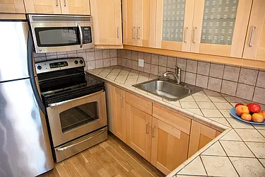 Rented by Easy Rental LLC