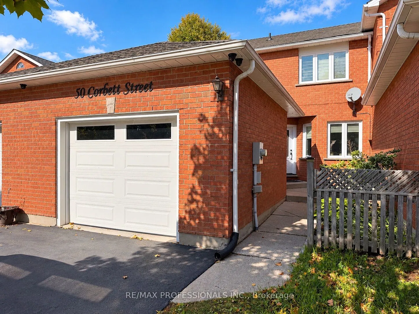 4 bed, $2,600 — Photo 2