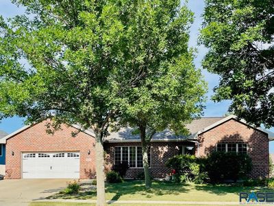 6712 S Crane Ave, Sioux Falls, SD, 57108