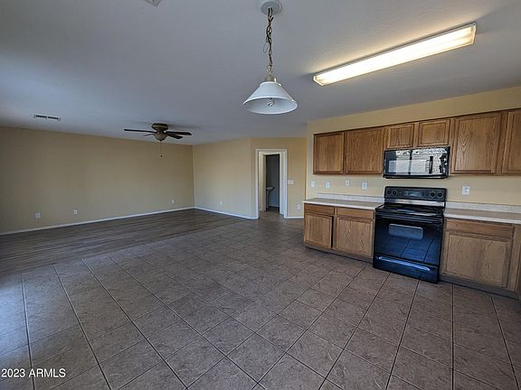 5th image of 2270 W Central Ave