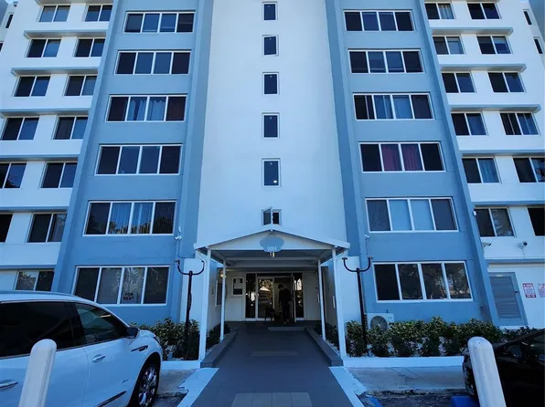 9001 SW 77th Ave APT C802, Miami, FL 33156