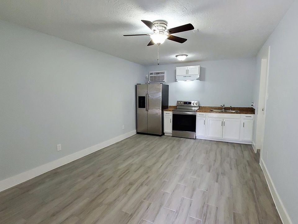 1st image of 2604 Auburndale St
