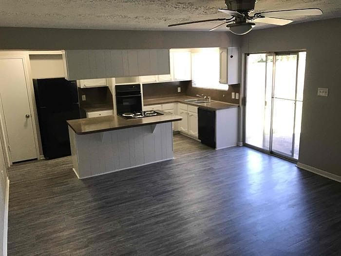 1st image of 7215 Winding Trace Dr