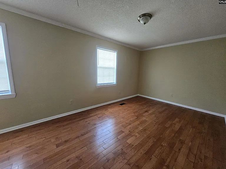 208 Sagamare Rd — Photo 18