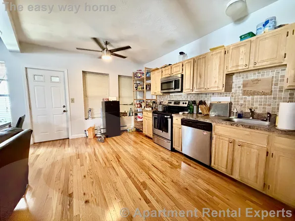 123 Berkshire St #1, Cambridge, MA 02141