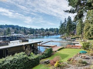 220 Ridgeway Rd, Lake Oswego, OR 97034