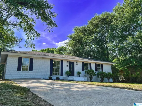 716 Cedar Springs Rd, Weaver, AL 36277